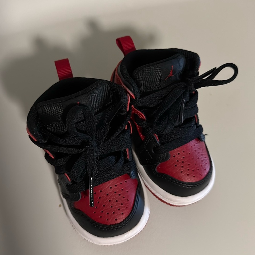 Nike jordans